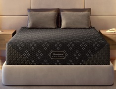 Beautyrest Black Hybrid XCS Series 3 Firm picture