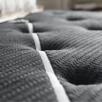 Beautyrest Black + Cooling