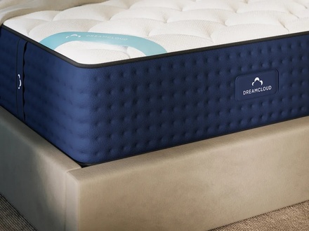 DreamCloud Premier Memory Foam