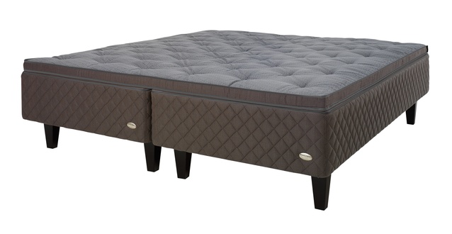 Duxiana DUX Bed For Life Collection The DUX 010