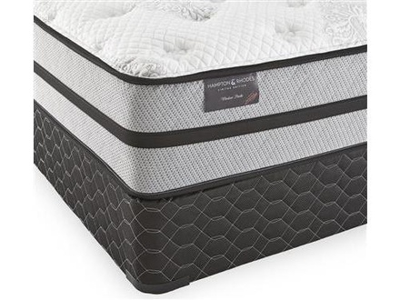 Hampton & Rhodes Windsor Parke Plush