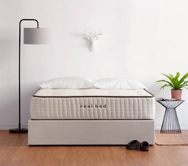 Real Bed
