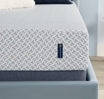Serta Sheep Retreat