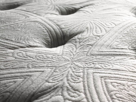 Simmons BeautySleep Star Fall Luxury Firm