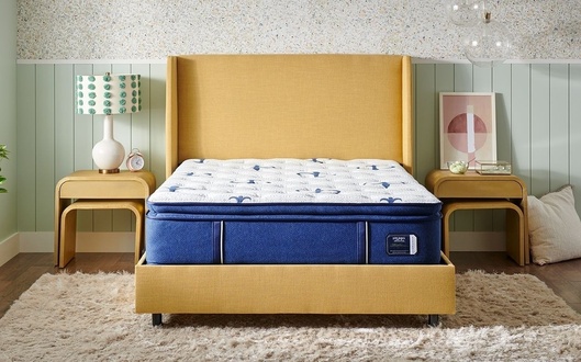 Stearns & Foster Studio Medium Euro Pillow Top