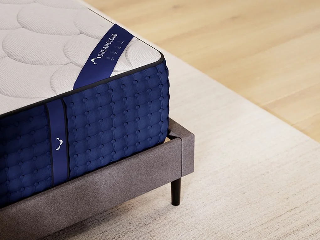DreamCloud Hybrid Mattress Reviews