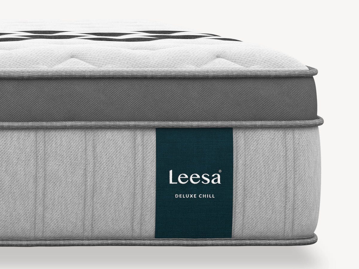 Leesa Legend Chill Hybrid Mattress Reviews